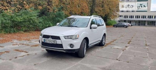 Mitsubishi Outlander 2010