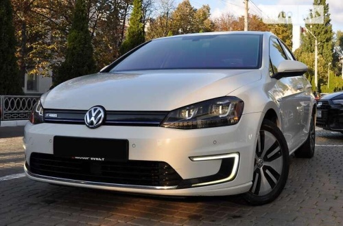 Volkswagen e-Golf 2016