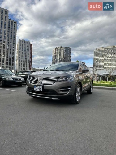 Lincoln MKC 2017