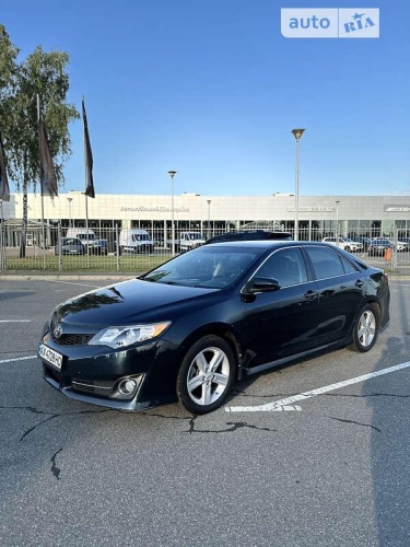 Toyota Camry 2012