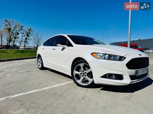 Ford Fusion 2015