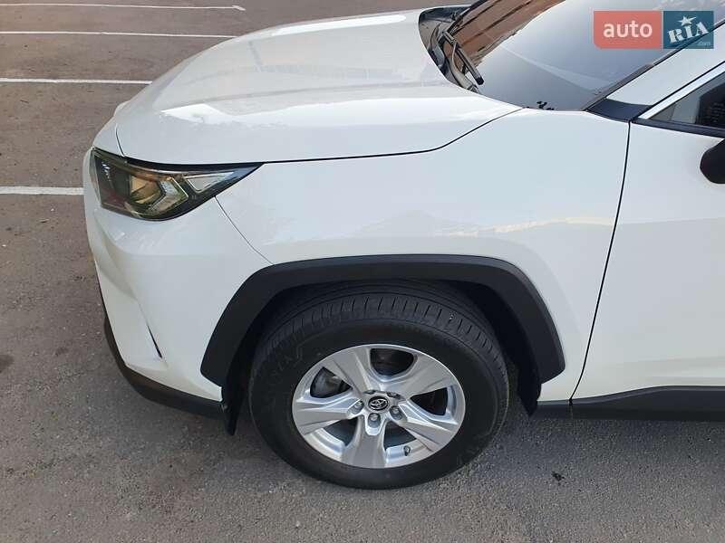 Toyota RAV4 2019