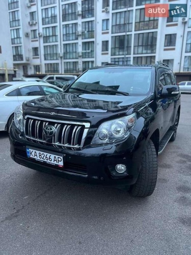 Toyota Land Cruiser Prado 2012