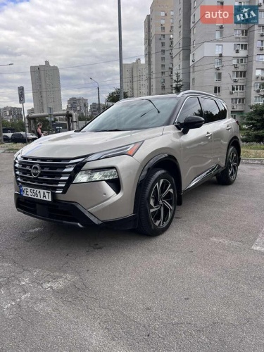 Nissan Rogue 2024