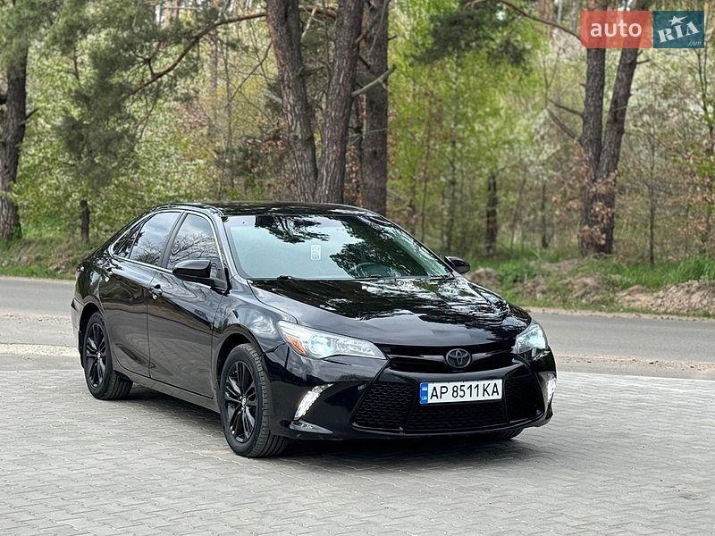 Toyota Camry 2017