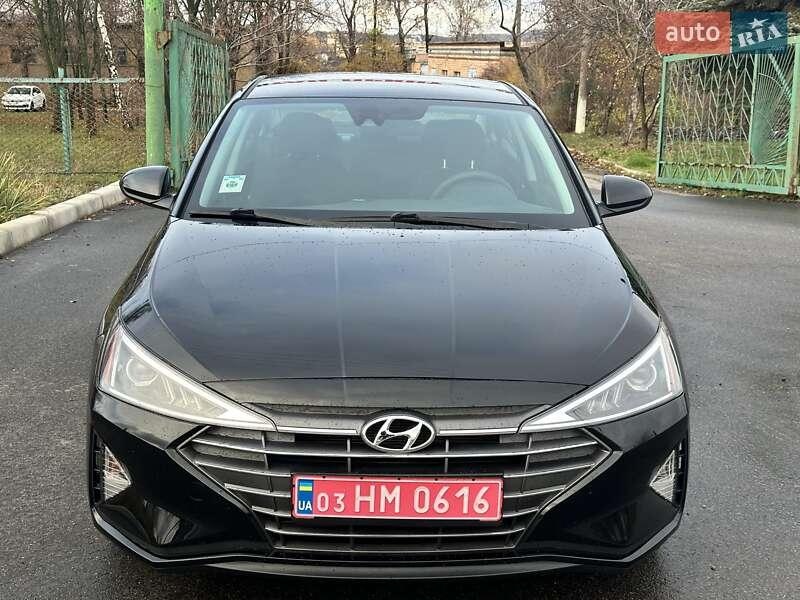 Hyundai Elantra 2019