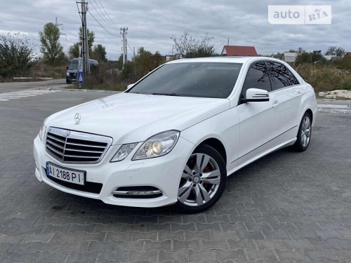 Mercedes-Benz E-Class 2012