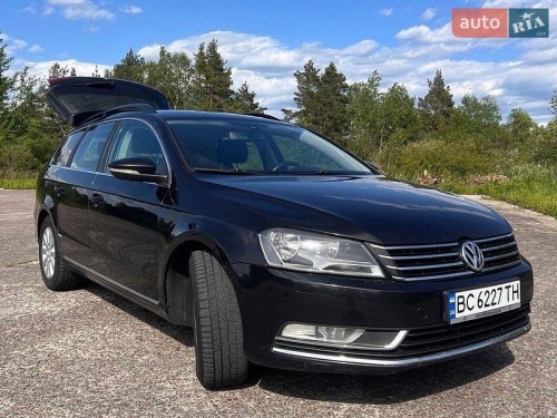 Volkswagen Passat 2011