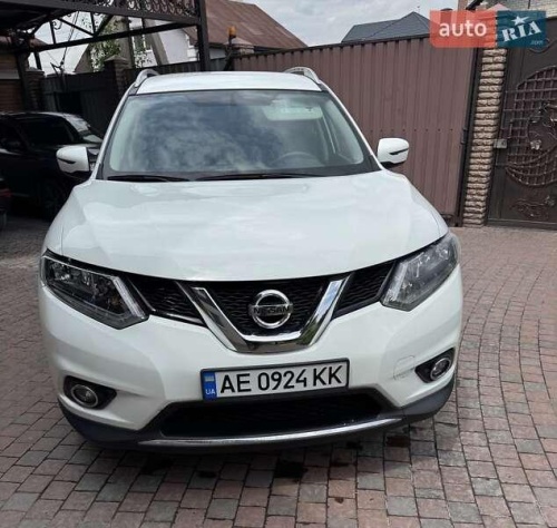 Nissan Rogue 2016