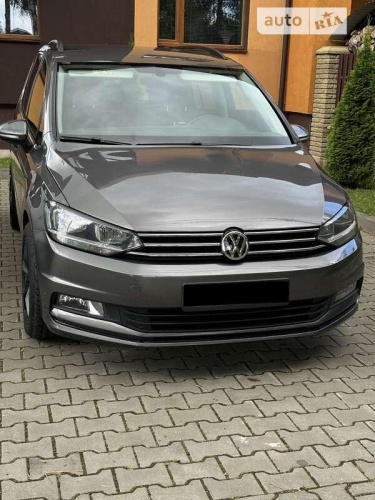 Volkswagen Touran 2015