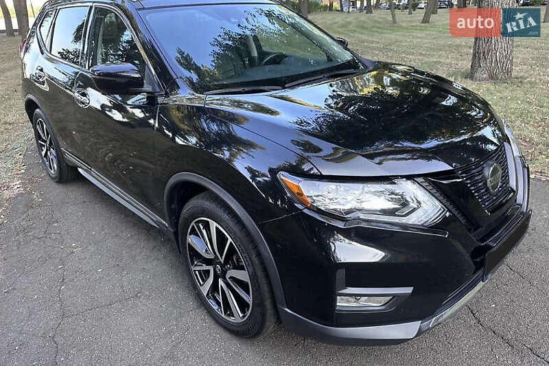 Nissan Rogue 2019