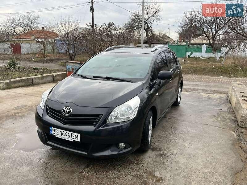Toyota Verso 2010
