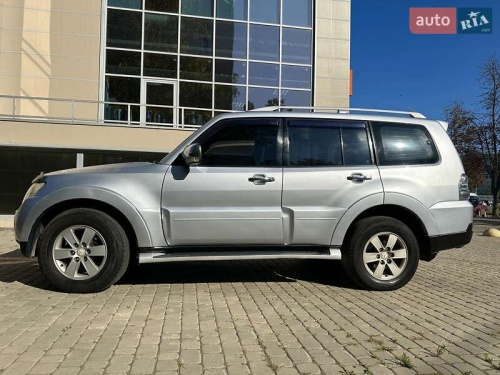Mitsubishi Pajero 2007