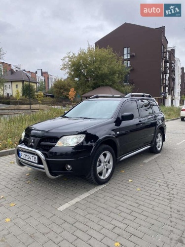 Mitsubishi Outlander 2008