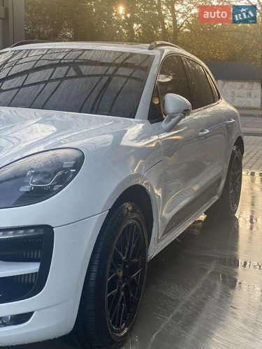 Porsche Macan 2016