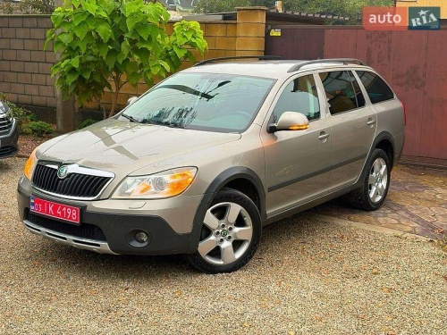 Skoda Octavia Scout 2012