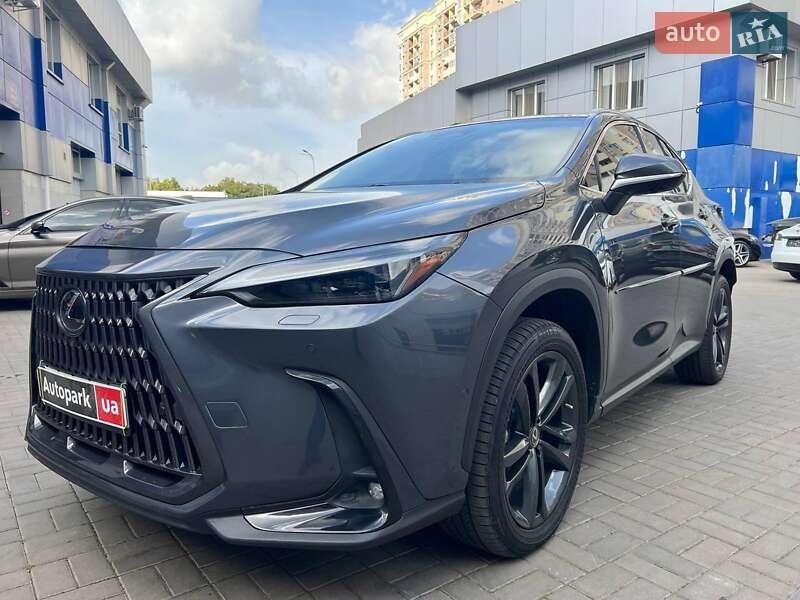 Lexus NX 2022