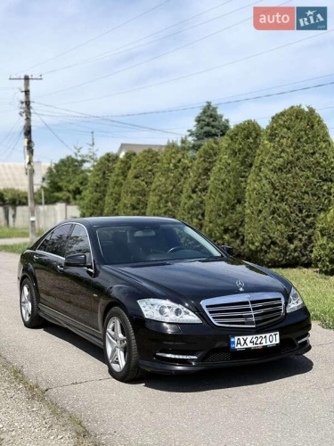 Mercedes-Benz S-Class 2008
