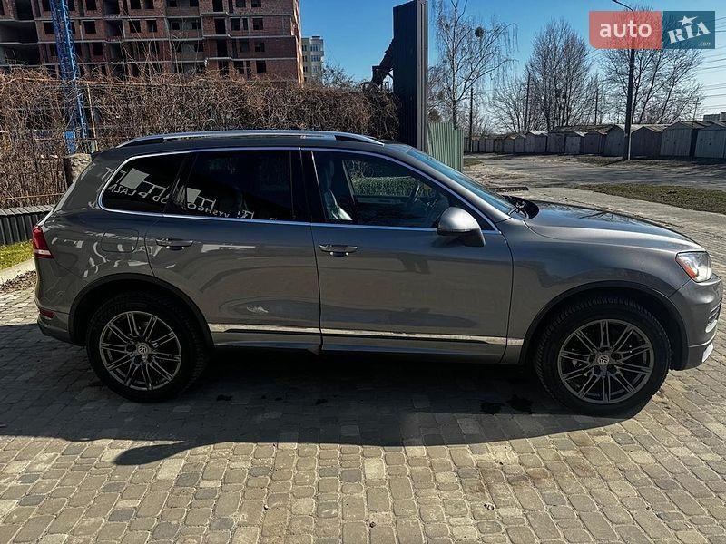 Volkswagen Touareg 2013