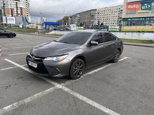 Toyota Camry 2016