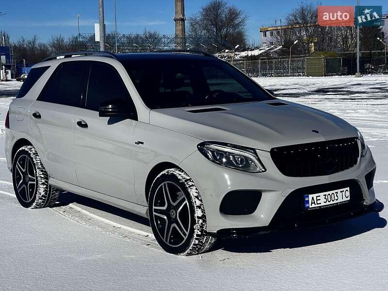 Mercedes-Benz GLE-Class 2016