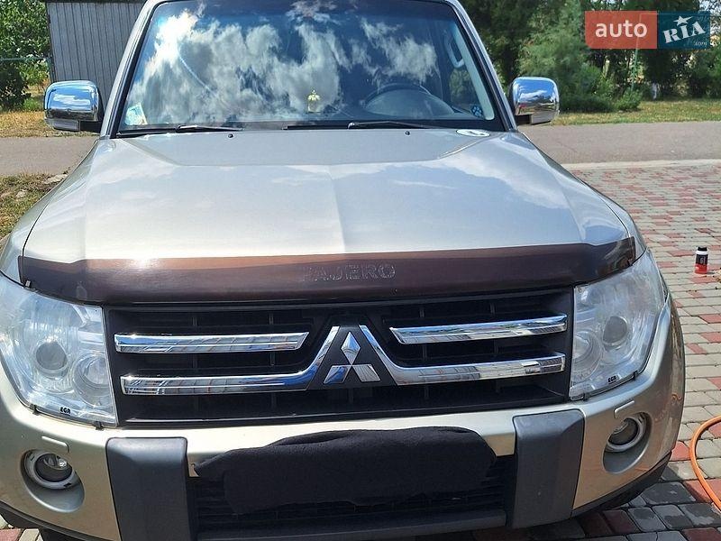 Mitsubishi Pajero Wagon 2008