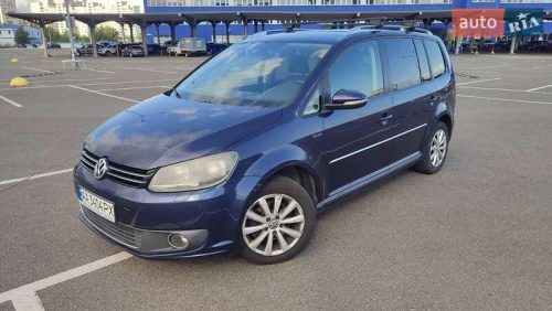 Volkswagen Touran 2011