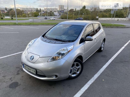 Nissan Leaf 2011