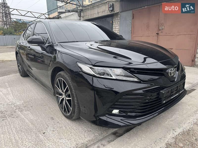 Toyota Camry 2020