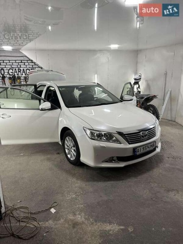 Toyota Camry 2014