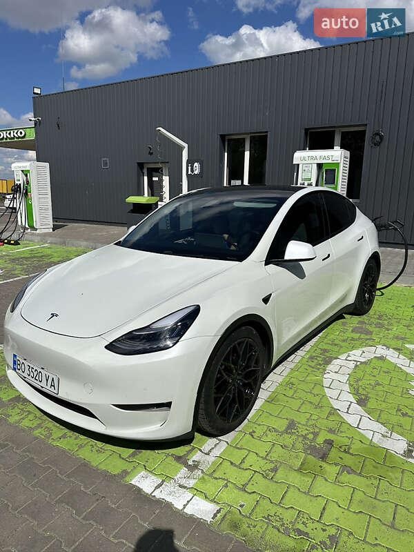 Tesla Model Y 2020