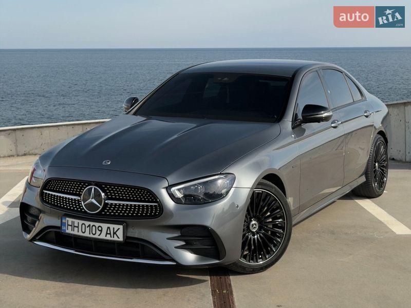 Mercedes-Benz E-Class 2021