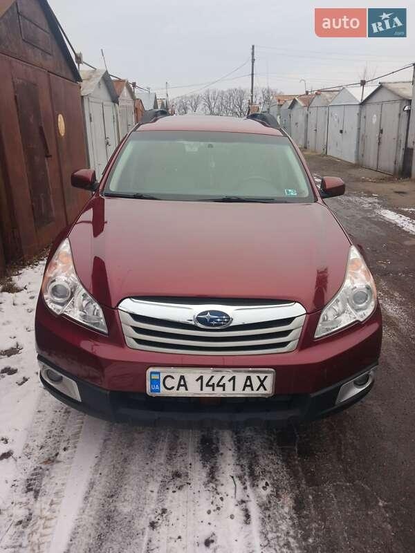 Subaru Outback 2011
