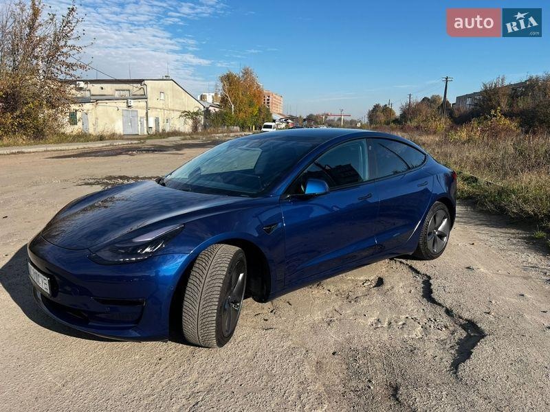 Tesla Model 3 2019