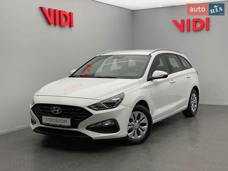 Hyundai i30 2021