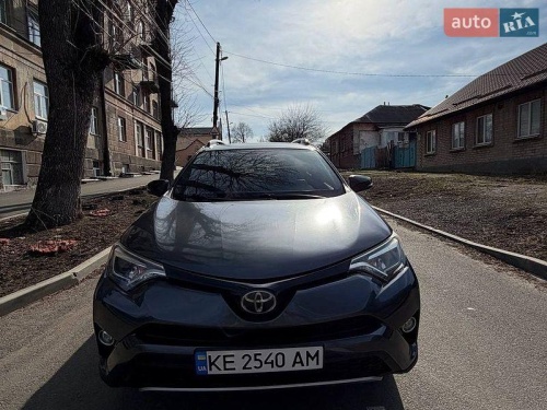 Toyota RAV4 2017