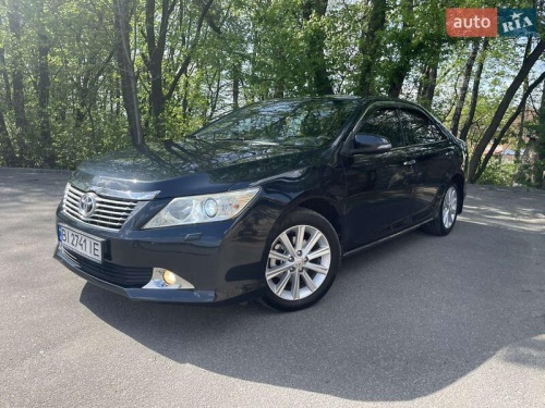 Toyota Camry 2011
