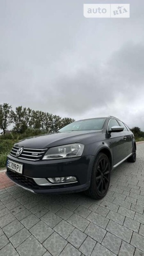 Volkswagen Passat 2012