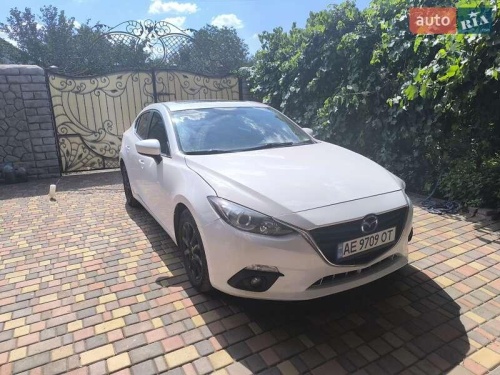 Mazda 3 2015