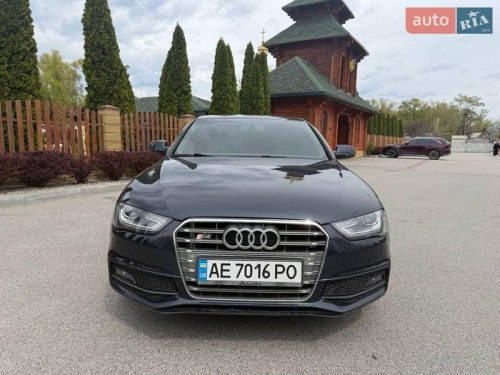 Audi A4 2014