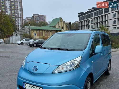 Nissan e-NV200 2015