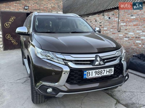 Mitsubishi Pajero Sport 2017