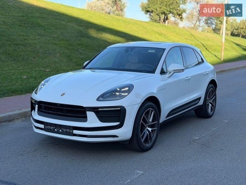 Porsche Macan 2022