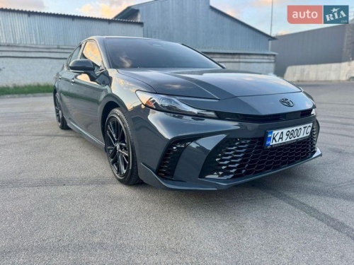 Toyota Camry 2024