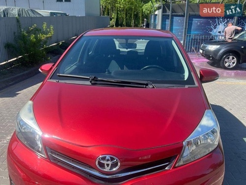 Toyota Yaris 2012