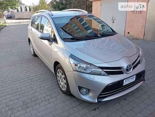 Toyota Verso 2015