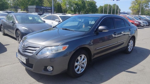 Toyota Camry 2011