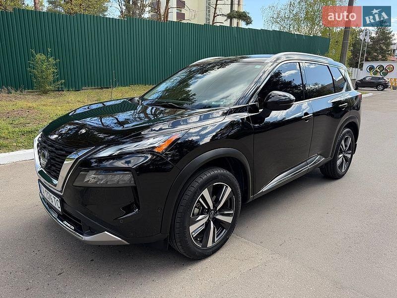 Nissan Rogue 2023