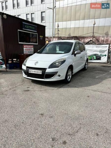 Renault Scenic 2011