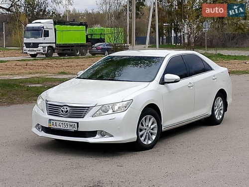 Toyota Camry 2011